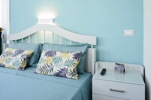 Classic Apartment | 1 bedroom, desk, laptop workspace, blackout curtains - B&B Il Papavero (Salerno)