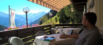 เยเกอร์โฮฟ กีนีสเซอร์ อุนด์ วานเดอร์โฮเทล