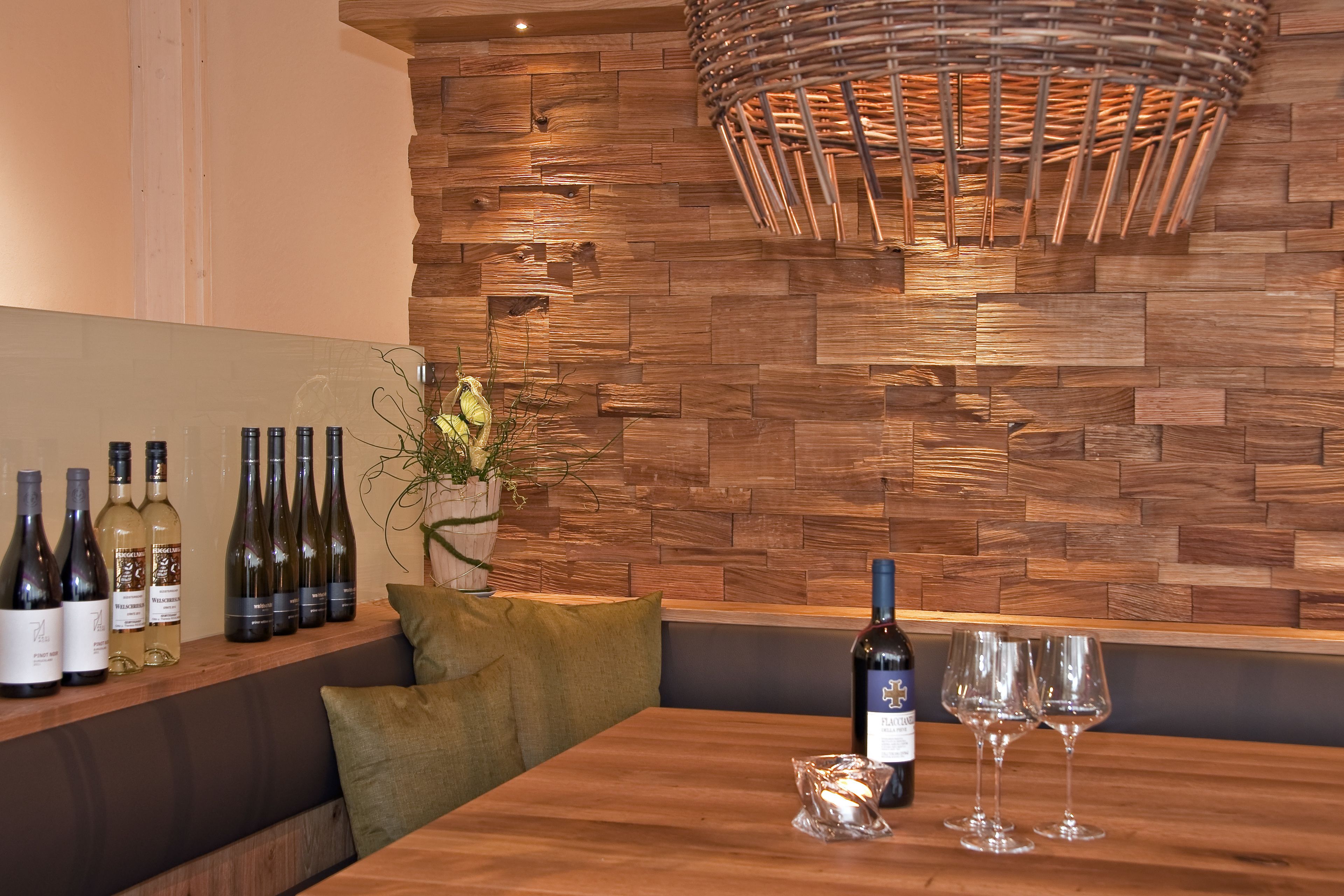 breakfast, lunch, dinner served; local cuisine