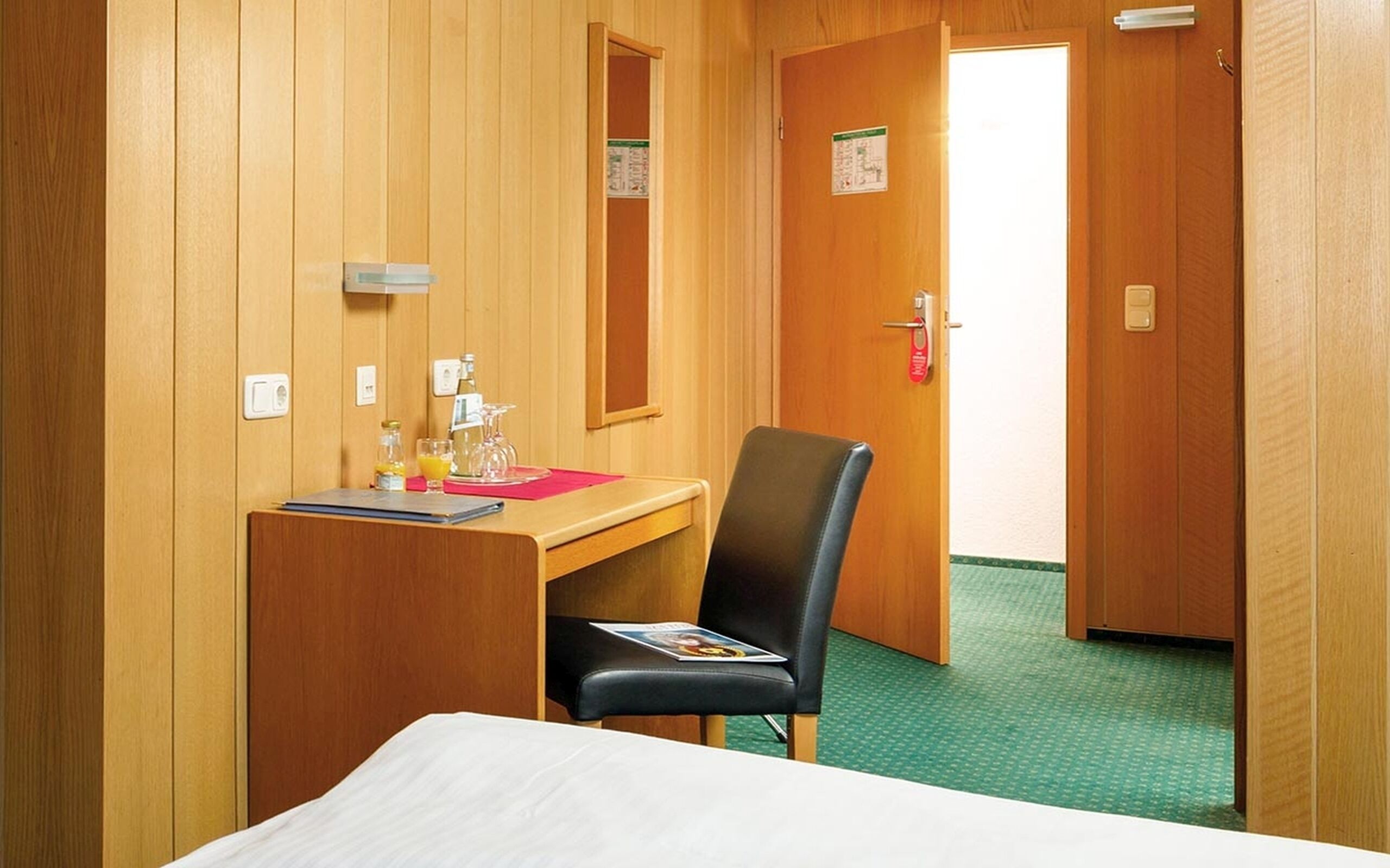 classic double room | living area