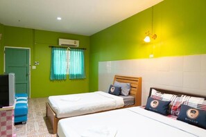 Standard Double or Twin Room | Free WiFi, bed sheets - Roomquest Amphawa Vaylasamran Floating Market (Amphawa)