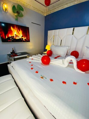 럭셔리 더블룸, 더블침대 1개 | 암막 커튼, 다리미/다리미판, 무료 WiFi, 침대 시트