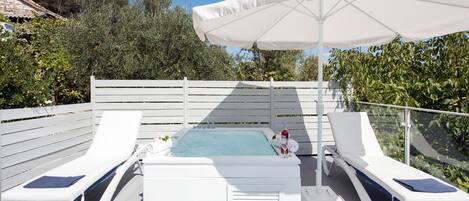 تفاصيل الفندق من الخارج