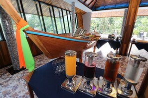 Food and drink - The Scene Cliss View Villa (Krabi)