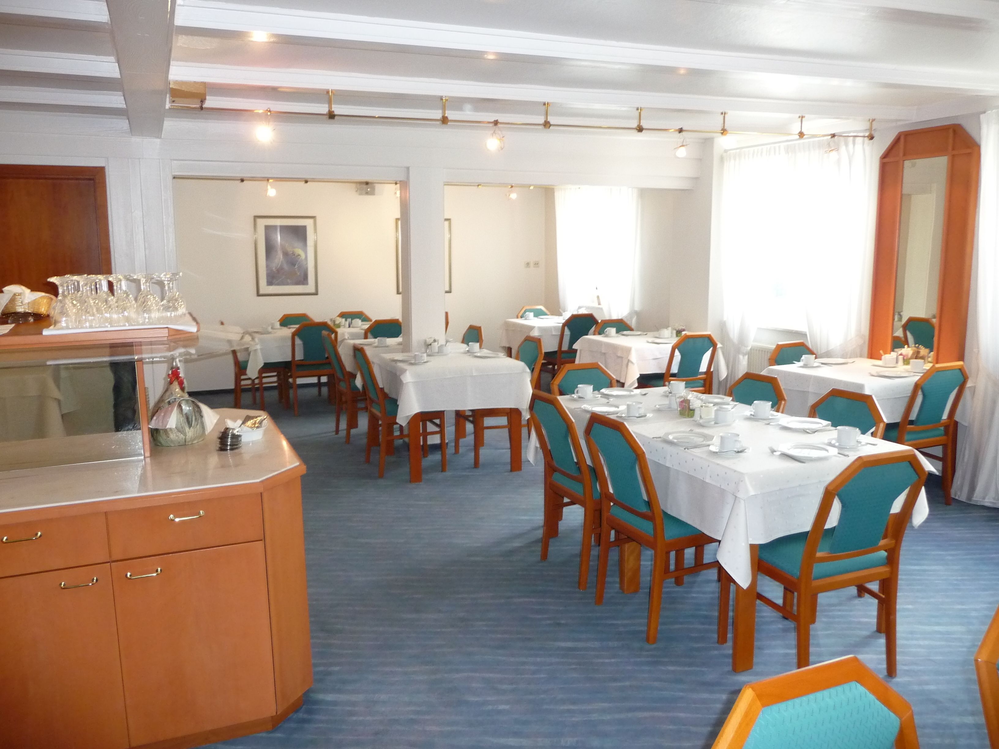 daily buffet breakfast (eur 10 per person)
