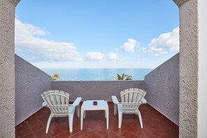 Chambre de base double, vue sur la mer | Rideaux dâobscurcissement, systĂšme dâinsonorisation