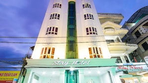 Front of property - evening/night - Stay Hue Hotel (Hue)