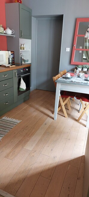 Doppelzimmer, mit Bad, Gartenblick (Pâquerettes) | Eigene Küche