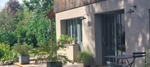 Doppelzimmer, mit Bad, Gartenblick (Pâquerettes) | Terrasse/Patio