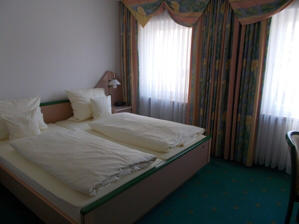 雙人房 | 免費搖籃/嬰兒床、折疊床/加床、免費無線上網、床單