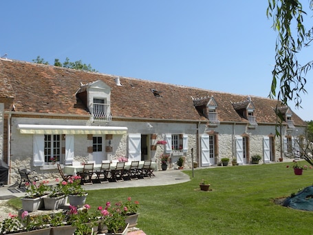View from property. Chambres D'hôtes La Quèrière