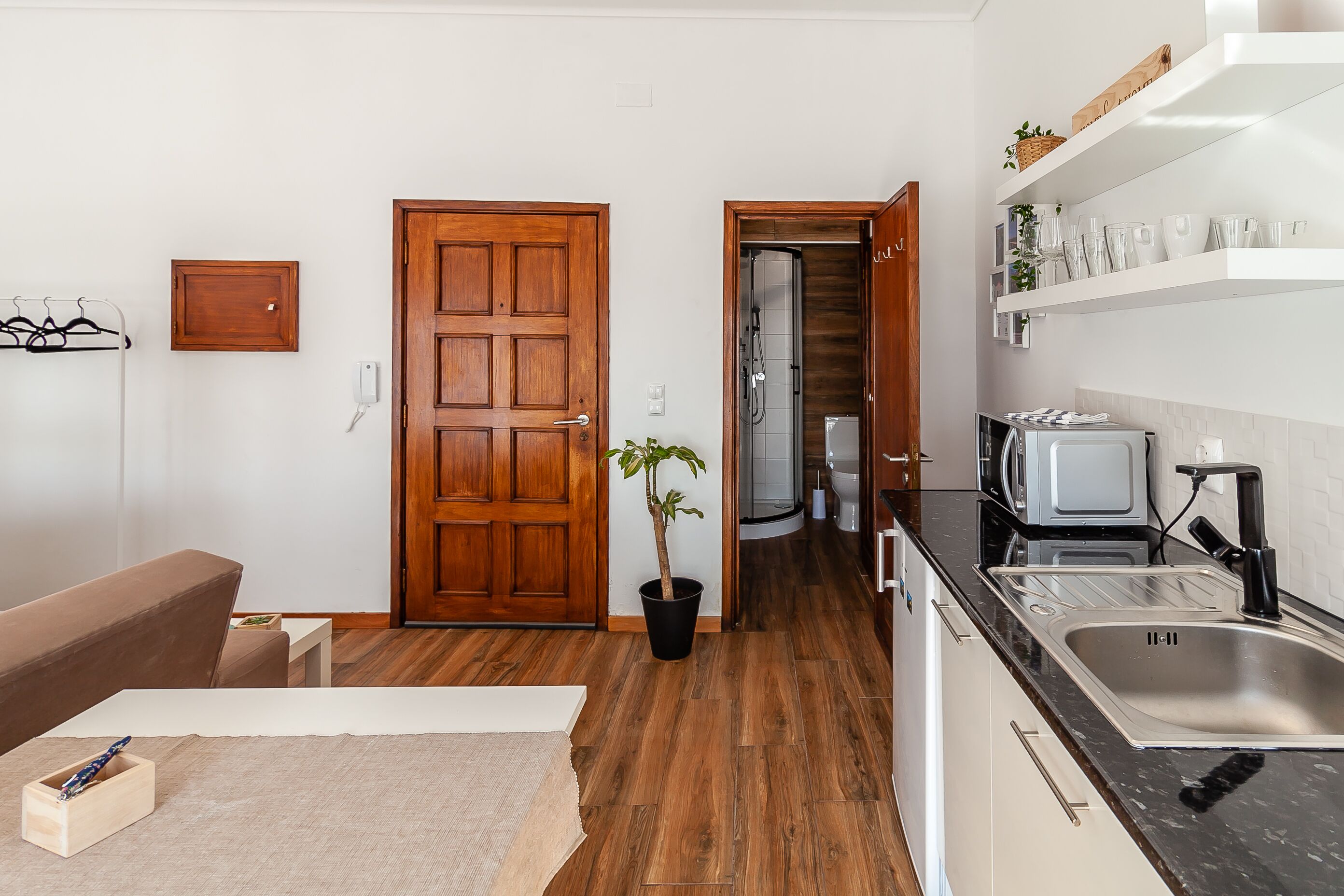 Chambre Confort | Literie hypoallergénique, couette en duvet d'oie, matelas Tempur-Pedic