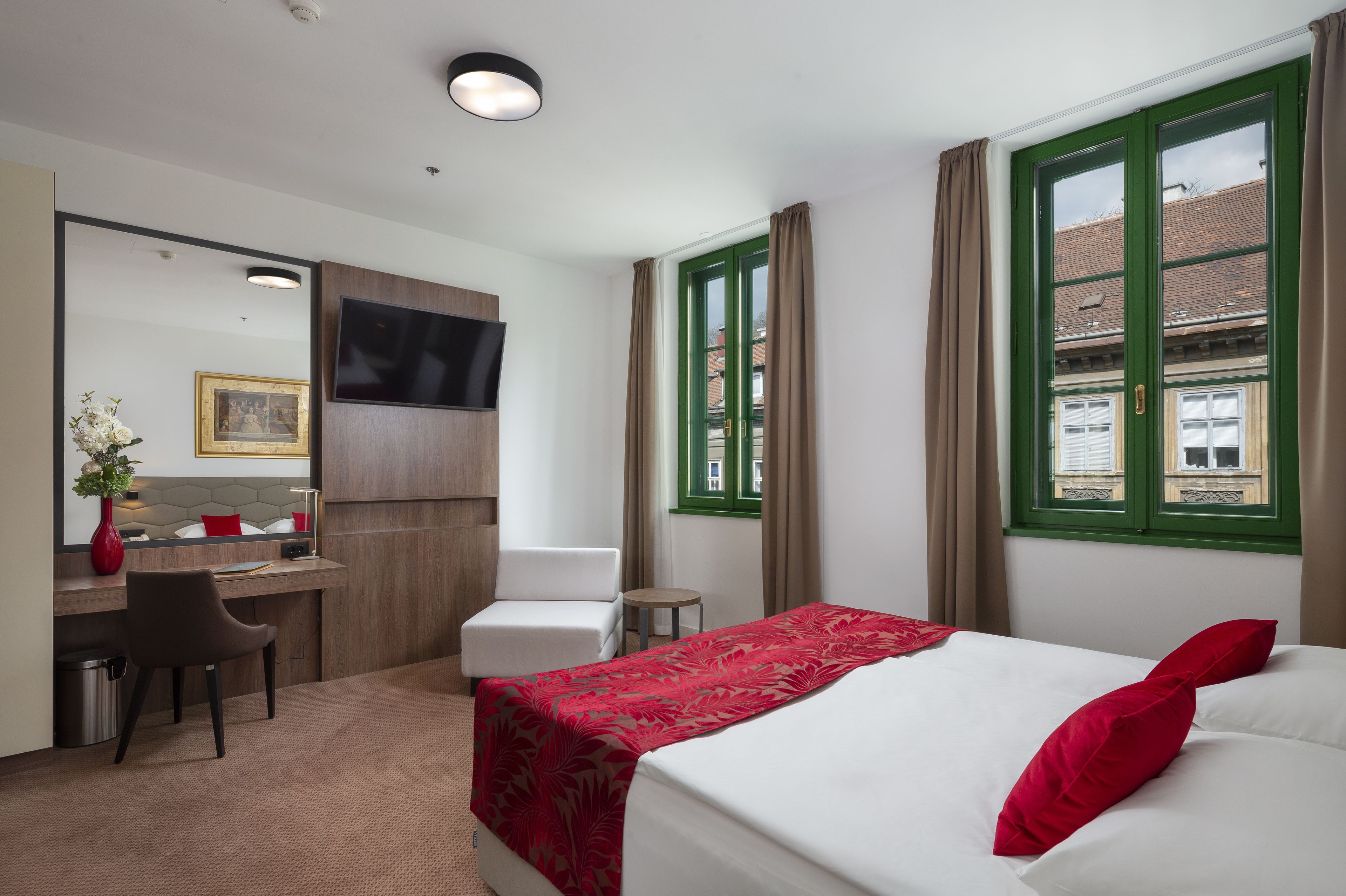 superior double or twin room | 1 bedroom, minibar, in-room safe, individually decorated