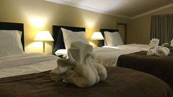 Family Double or Twin Room, Terrace, Mountain View (For 5 adults) | Free WiFi, bed sheets