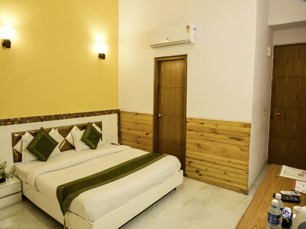 Iron/ironing board, rollaway beds, free WiFi, bed sheets