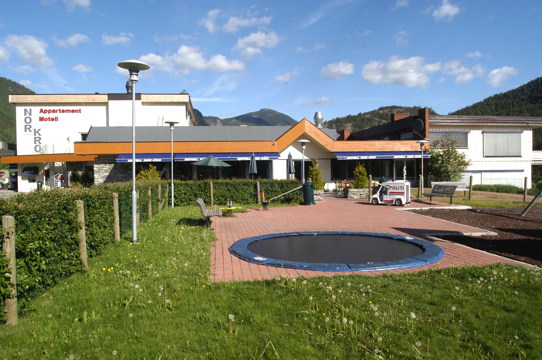 children’s play area – outdoor