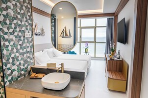 2 Single Beds, Superior Room, Sea View | Minibar, in-room safe, desk, blackout drapes