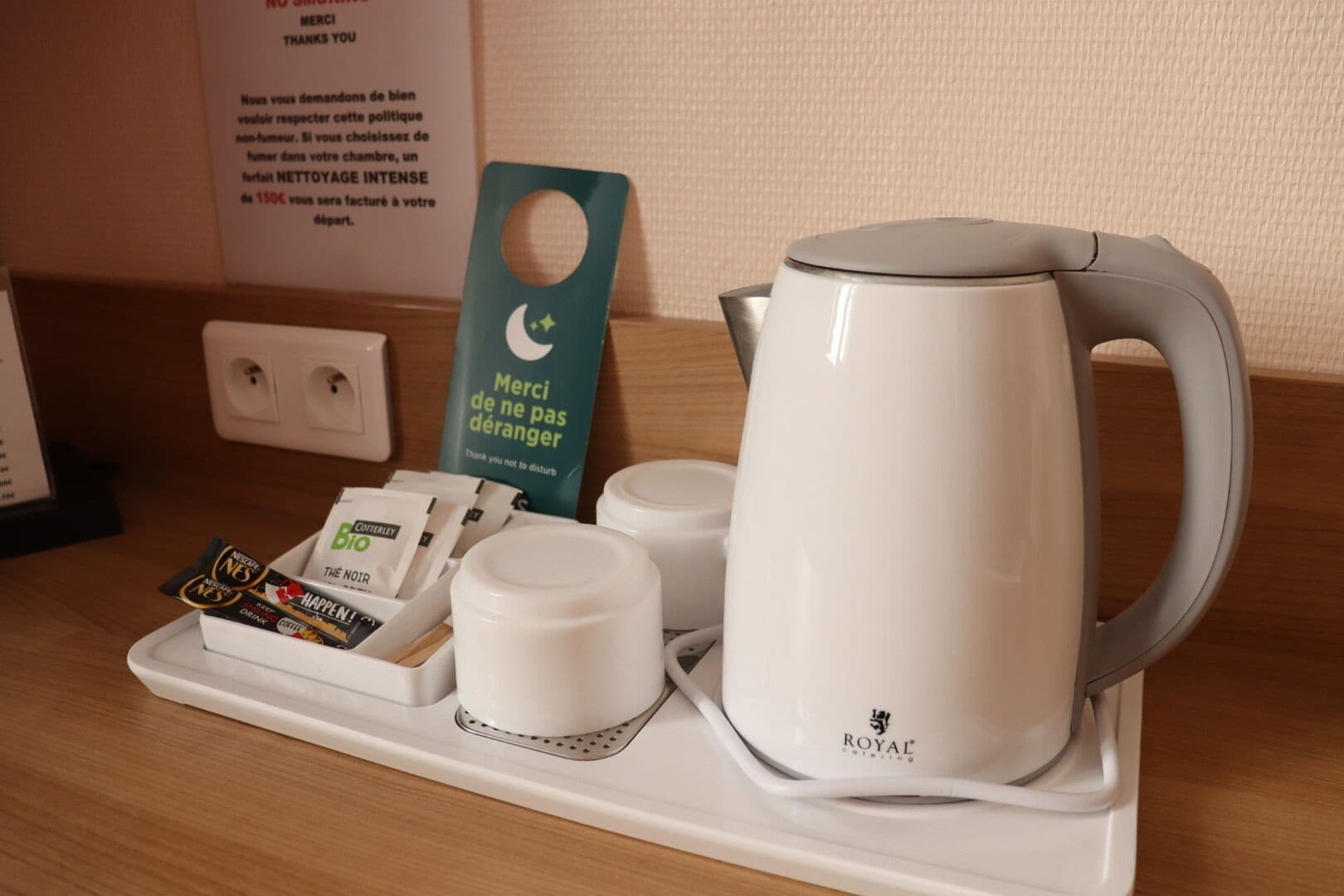 1 bedroom, individually decorated, individually furnished, desk