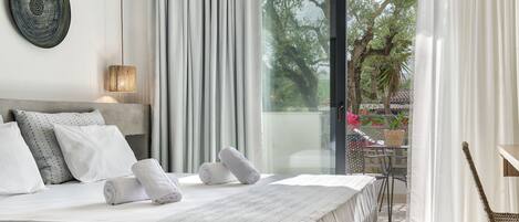 Superior Studio | Premium bedding, in-room safe, individually decorated