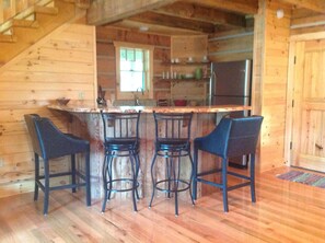 المنشأة من الداخل