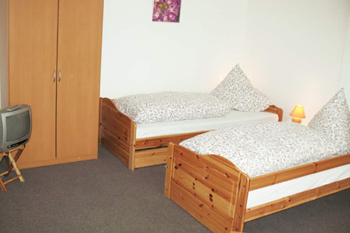 Tweepersoonskamer | Babybedden (toeslag), extra bedden (toeslag), gratis wifi, beddengoed