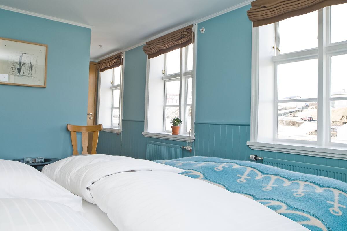 Superior Double Room, 1 Double Bed, Non Smoking | Blackout curtains, free WiFi, bed sheets