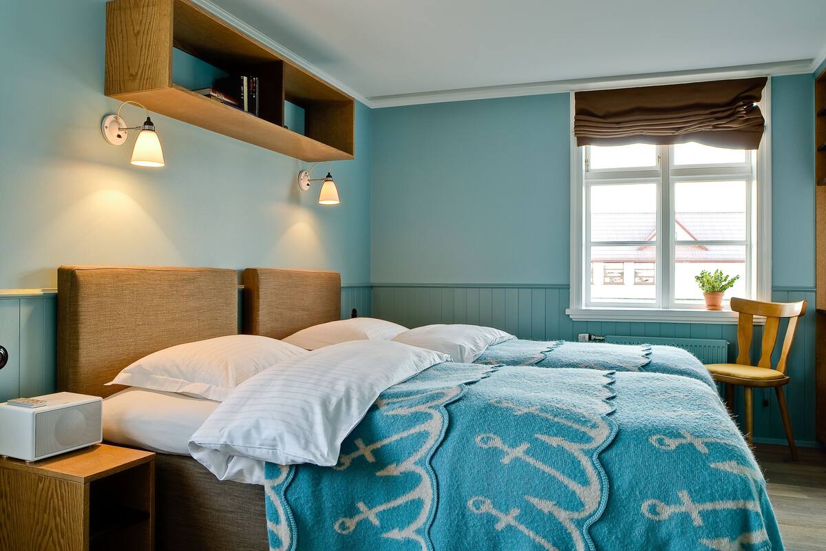 Superior Twin Room, 2 Single Beds, Non Smoking | Blackout curtains, free WiFi, bed sheets
