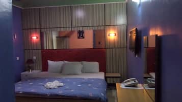 Habitación Royal, 1 cama Queen size, para no fumadores | 1 habitación y wifi gratis