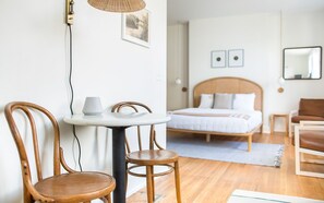 Strykjärn/strykbräda, gratis wi-fi och sängkläder