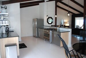 Open Kitchen