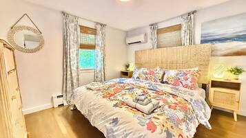 3 bedrooms, iron/ironing board, travel cot, free WiFi