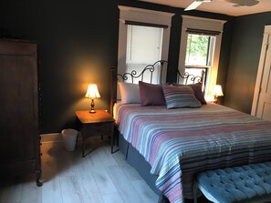 3 habitaciones, tabla de planchar con plancha y wifi gratis 