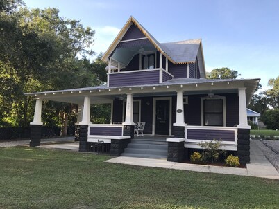 1887 Royellou House 3BR 2BA