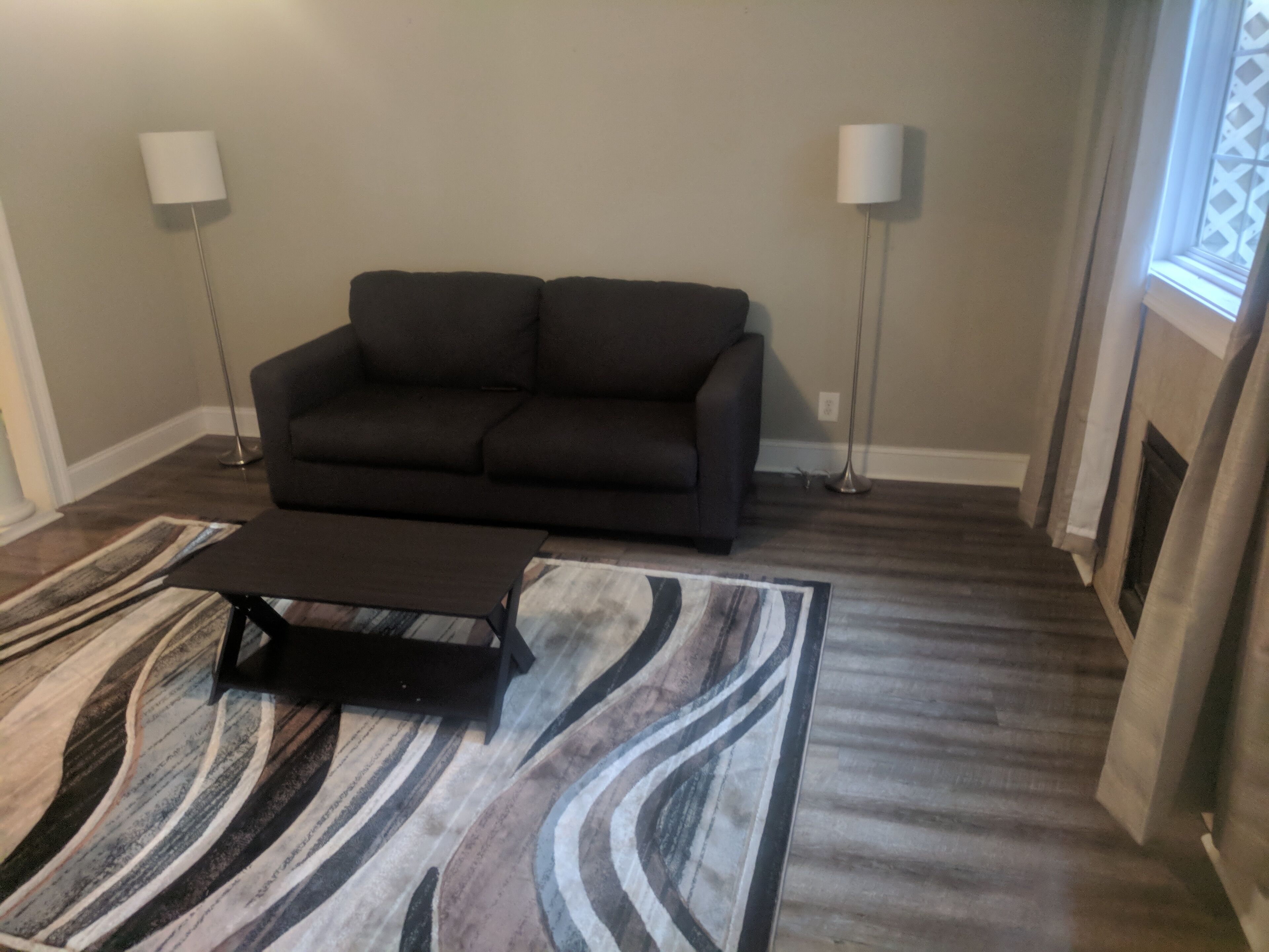 Cozy 2 bedroom basement apartment