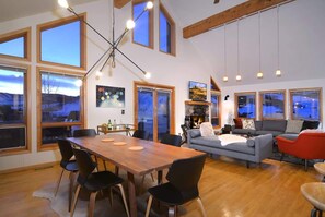 Interior - Cash`s Hideout (Crested Butte)