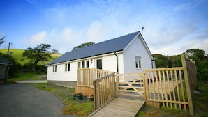 Front of property - Rheidol (Aberystwyth)