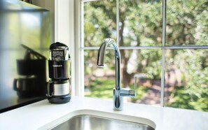 Interior - The Park House: Gorgeous Studio on the Square near Fountain by Lucky Savannah (Savannah)