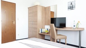Room - Hotel zwei&vierzig (Vallendar)