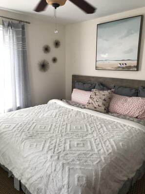 4 habitaciones, escritorio, wifi gratis y ropa de cama 