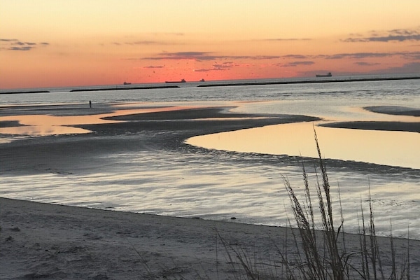 Beach nearby, sun-loungers
