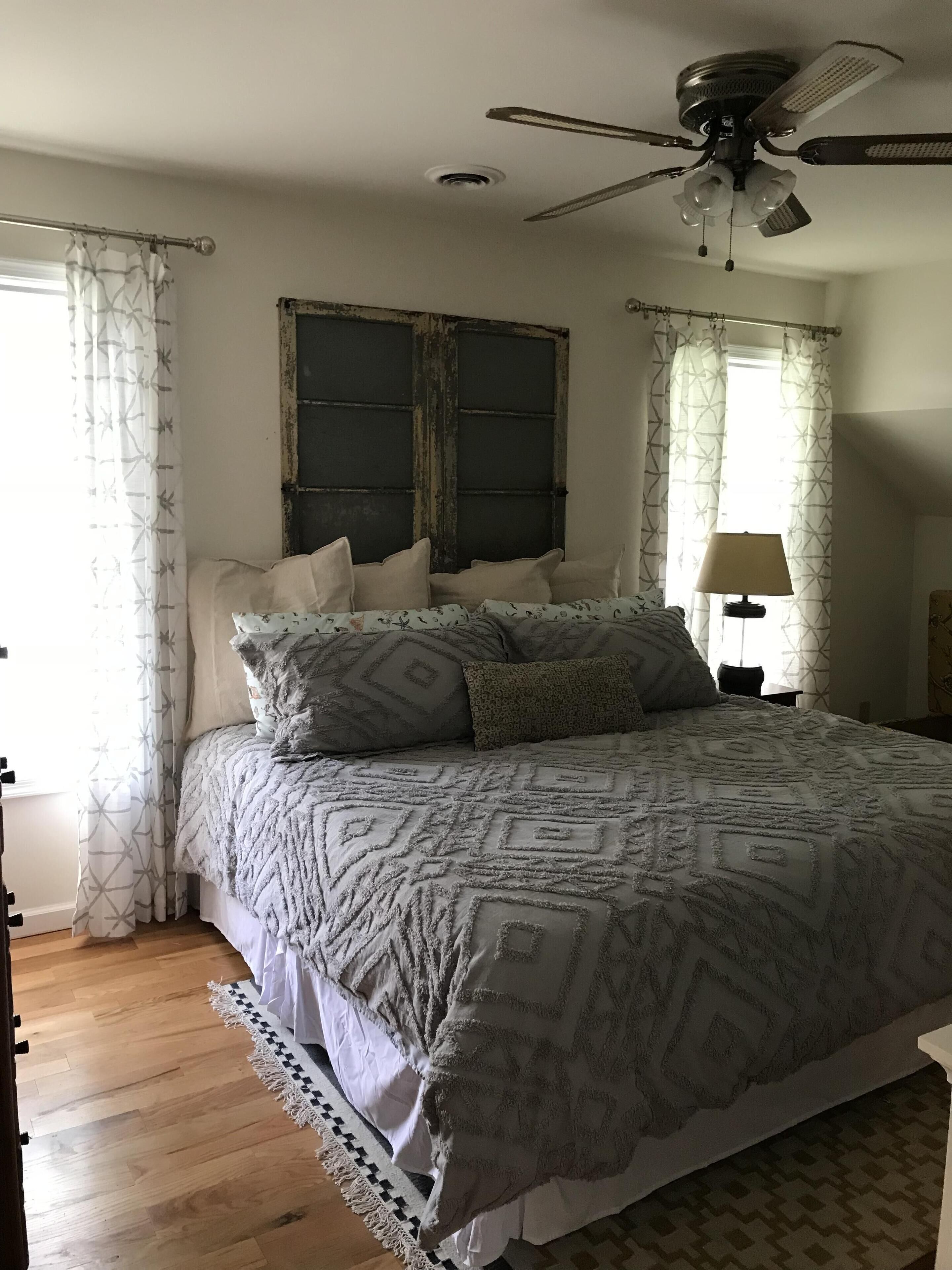 4 bedrooms, desk, free WiFi, bed sheets