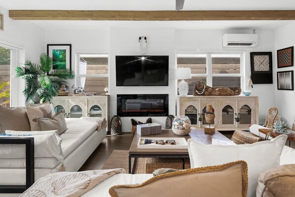 LED-televisio, takka, Netflix, suoratoistopalvelut