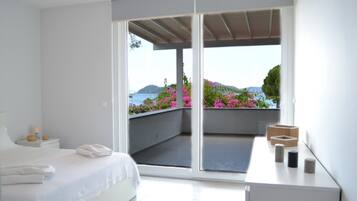 Apartment (Topaz C7) | Meja, katil bayi/kot (surcaj), Wi-fi percuma, cadar katil