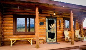Property grounds - Retreat Big Groups, Escape Crowds with a Private View, 3 Cabins w/ Hot Tub (Pagosa Springs)