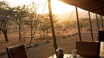 Kahden hengen huone, 1 parisänky, tupakointi kielletty | Terassi/patio
