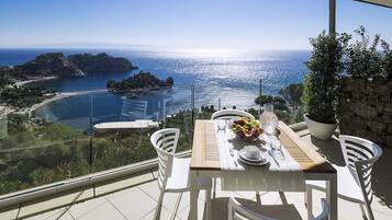 Premium Apartment, Terrace, Sea View | Terrace/patio
