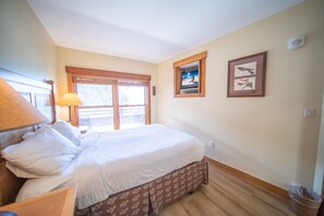 Premium Condo, 1 Bedroom, Balcony, Mountain View (Springs 8902) | 1 bedroom, individually decorated, individually furnished