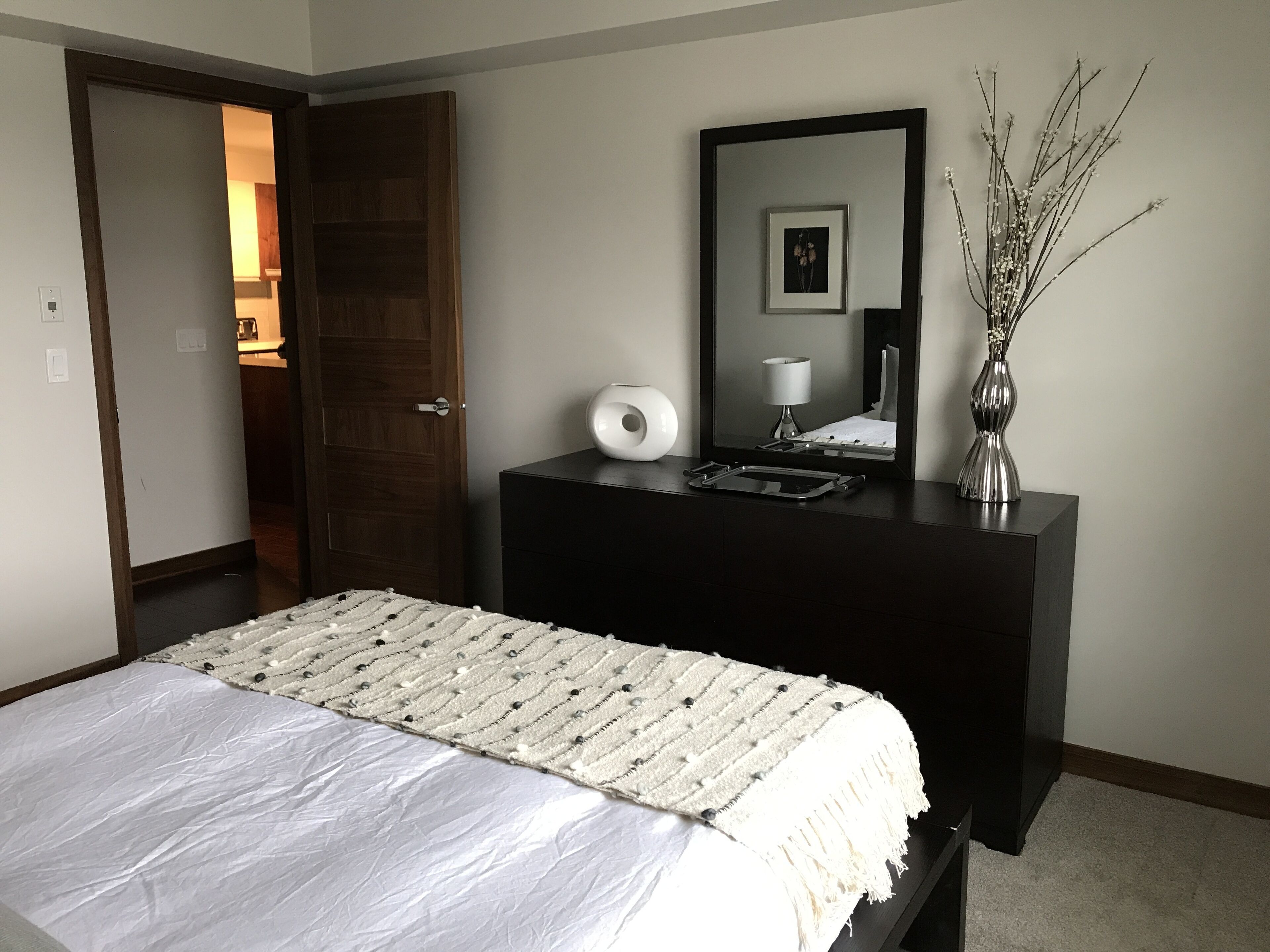 2 quartos, ferros/tábuas de passar roupa, Wi-Fi, roupa de cama