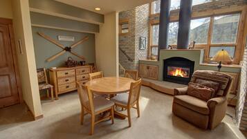 Townhome, 1 King Bed with Sofa bed, Mountain View (Soda Springs II 1927) | Exterior