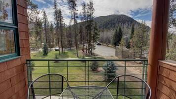 Townhome, 1 King Bed with Sofa bed, Mountain View (Soda Springs II 1927) | Exterior